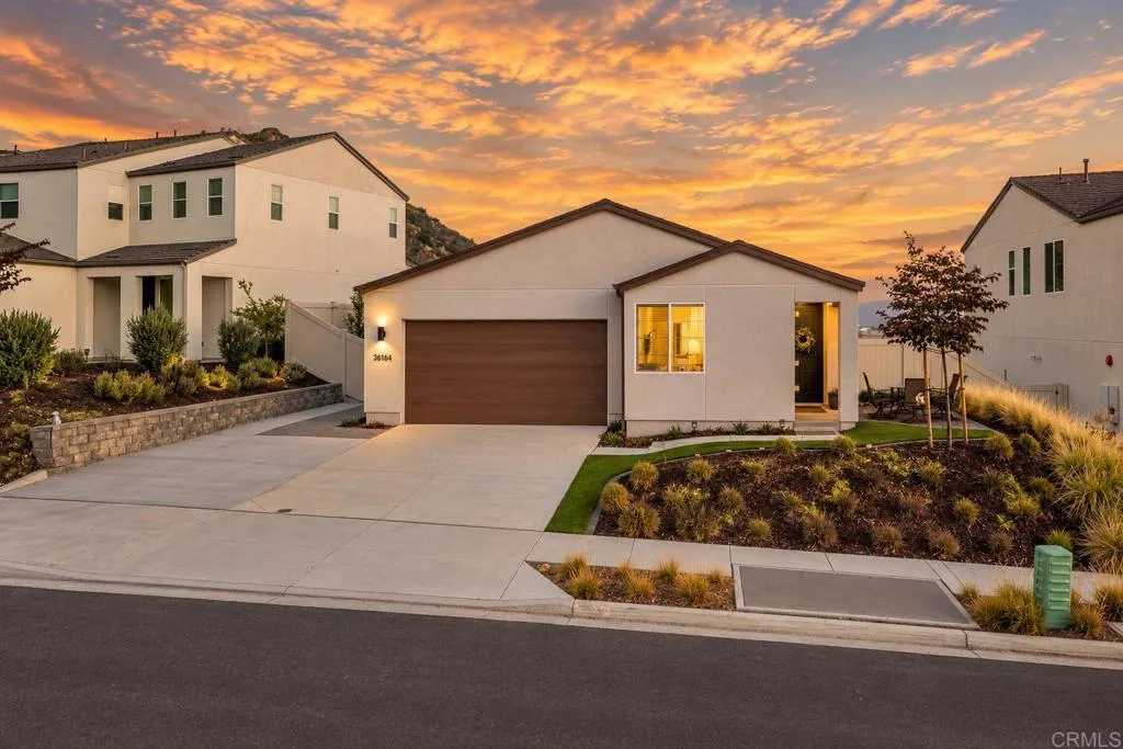 https://cdn.realtyfeed.com/cdn/127/306792210/fa6ae6eee438173219d72dc33b8228c8.webp