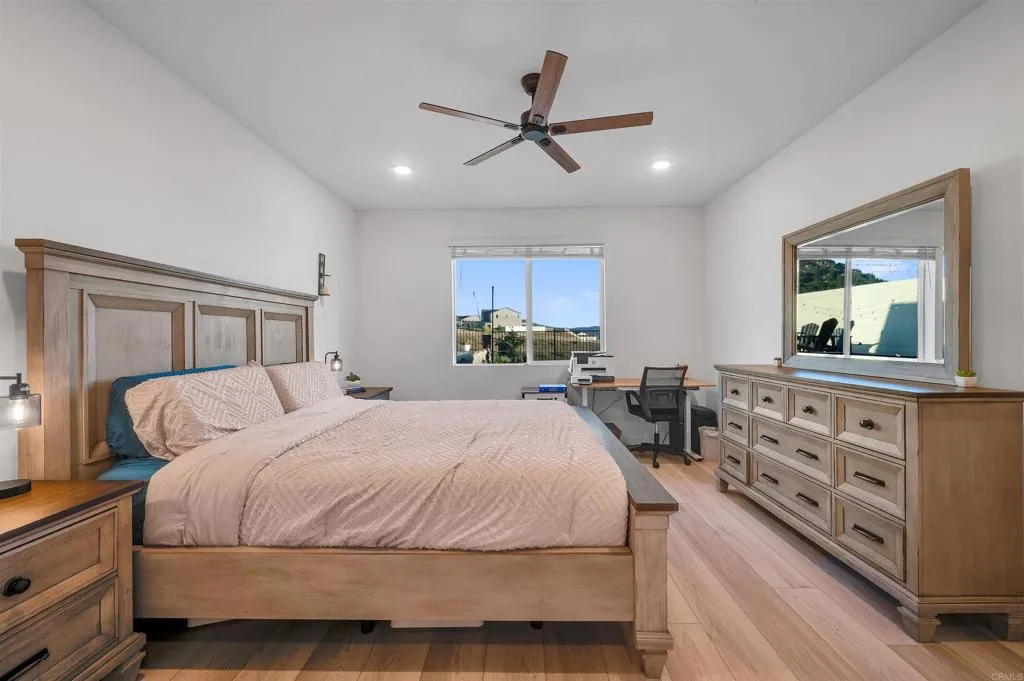 https://cdn.realtyfeed.com/cdn/127/306792210/ff33d98ae400be138a9592cf21fc65ef.webp