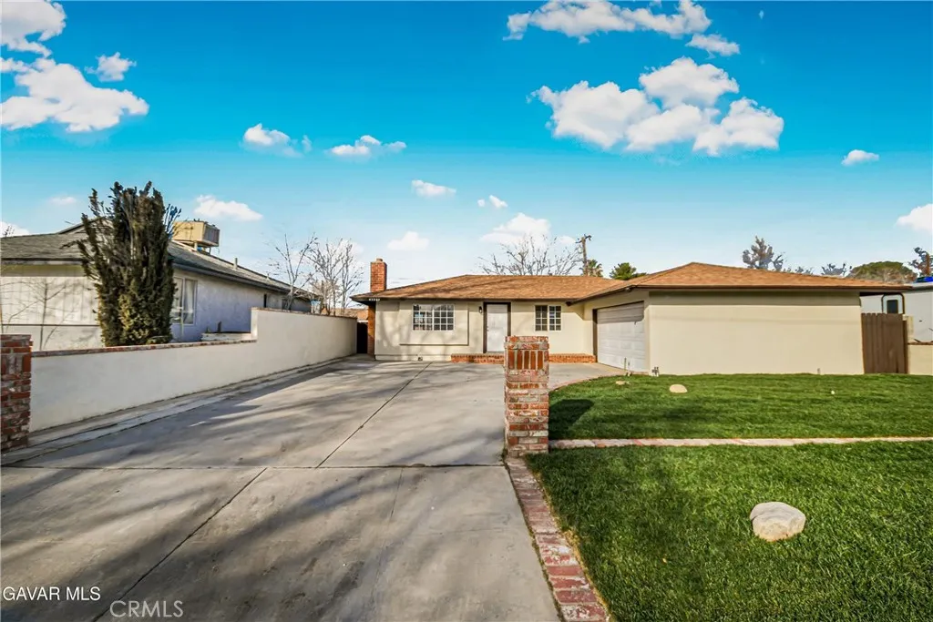Lancaster, CA 93534