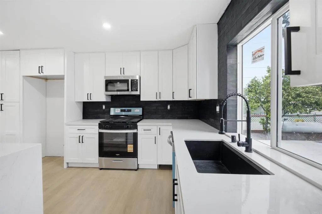 https://cdn.realtyfeed.com/cdn/127/306792283/536f1586e611e3ea1325315808f64e27.webp