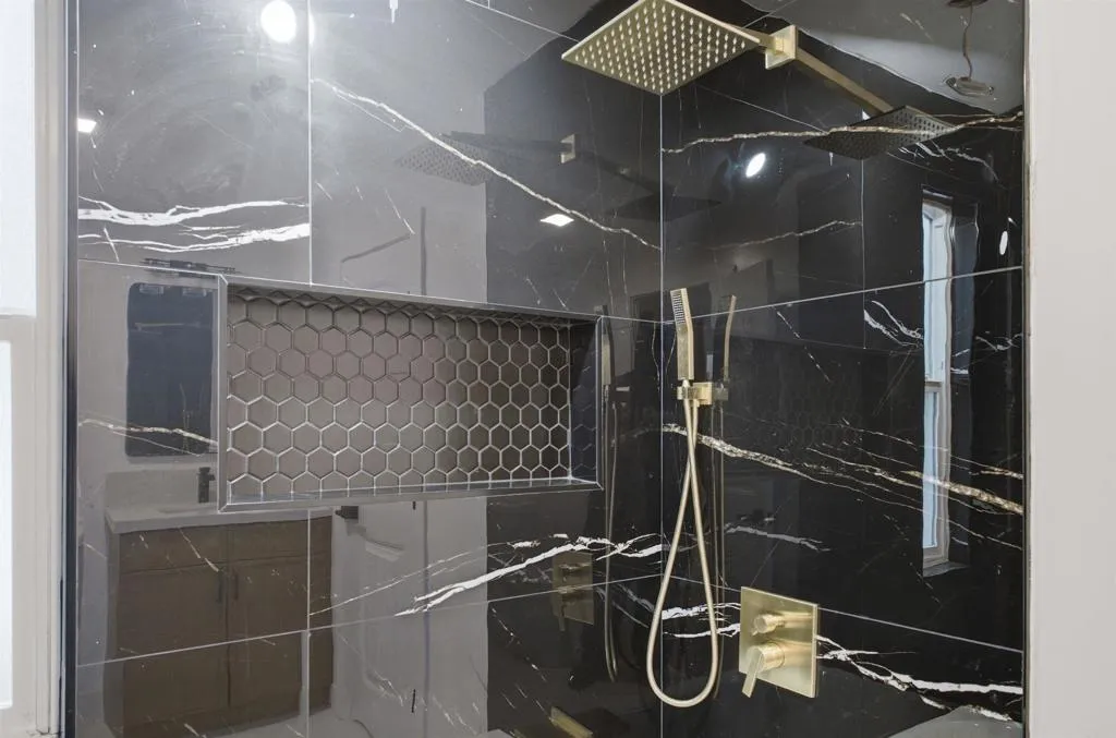 https://cdn.realtyfeed.com/cdn/127/306792283/9f7056fec78f973a273cde6436374ed6.webp