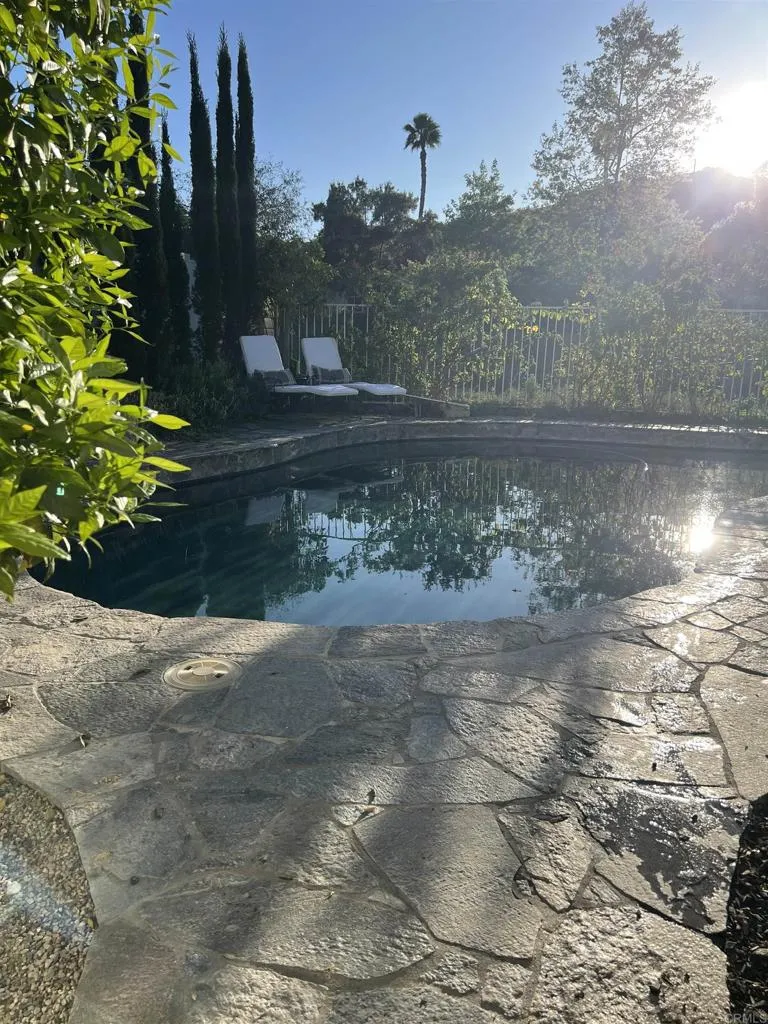 https://cdn.realtyfeed.com/cdn/127/306792296/7dc56e614d17f5e0c5ed84bdcc889cd0.webp