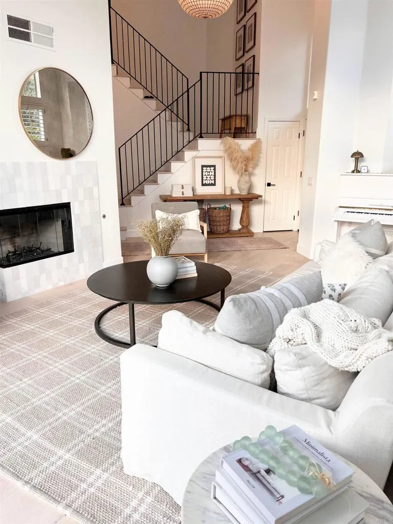 https://cdn.realtyfeed.com/cdn/127/306792296/90a5892d475e82a7e72e2f42b4757880.webp