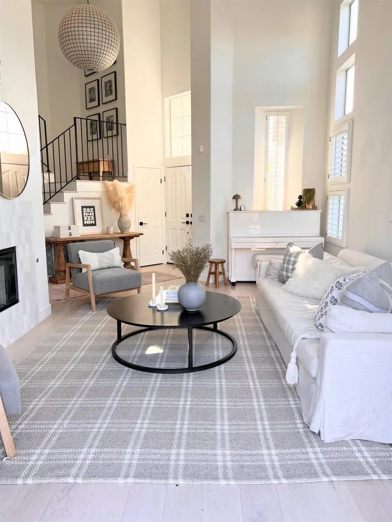 https://cdn.realtyfeed.com/cdn/127/306792296/bda998998f5420fb69b8acc242f12191.webp