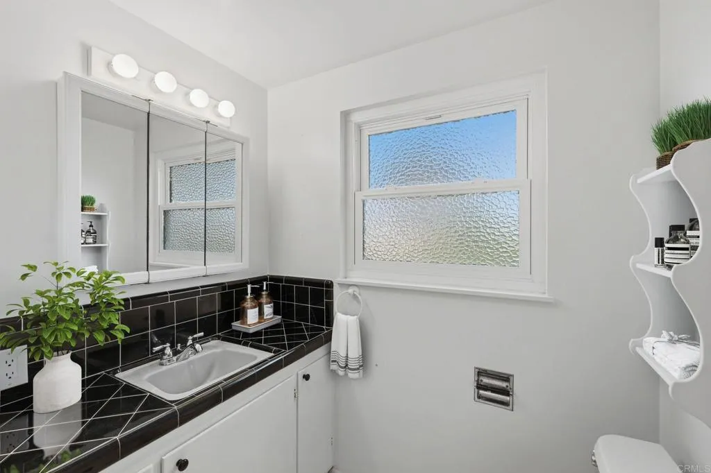 https://cdn.realtyfeed.com/cdn/127/306792335/16aaa100c2e3ced9615a016721e29e8b.webp