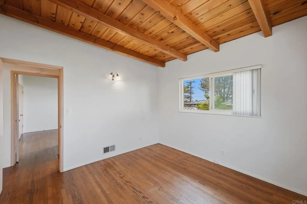 https://cdn.realtyfeed.com/cdn/127/306792335/a409ce9173826e8460938eb8aac592ee.webp