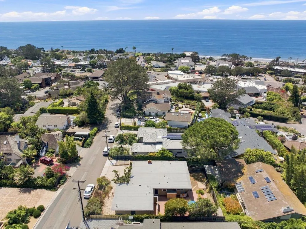 https://cdn.realtyfeed.com/cdn/127/306792335/ed578d89e08d6d8d9ad285f4e15c4938.webp