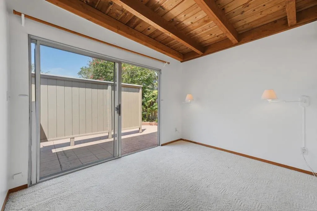 https://cdn.realtyfeed.com/cdn/127/306792335/f56122e2553725f070f28d087d896051.webp