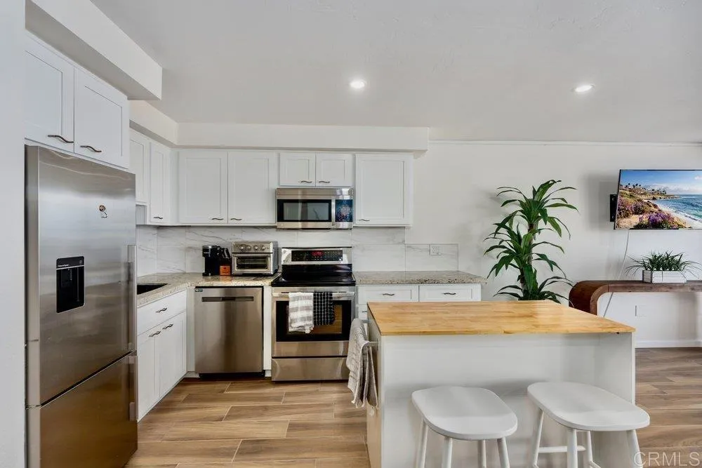 Photo #8: PTP2606201 Listing: Photo #8