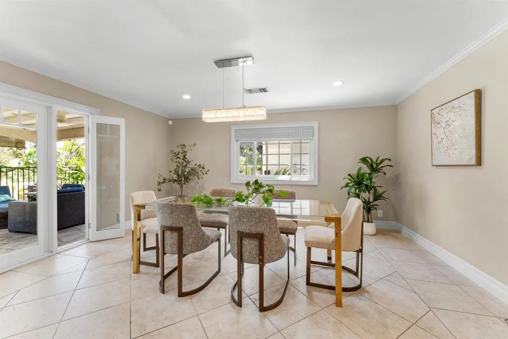 https://cdn.realtyfeed.com/cdn/127/306792338/13e3f4a04a3b70b809eca3af1e748250.webp