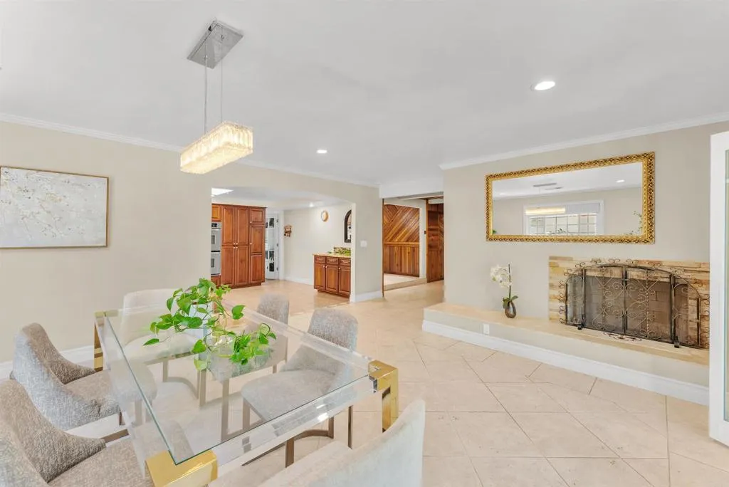 https://cdn.realtyfeed.com/cdn/127/306792338/165e7f2869af7914430347fadf91b5fe.webp