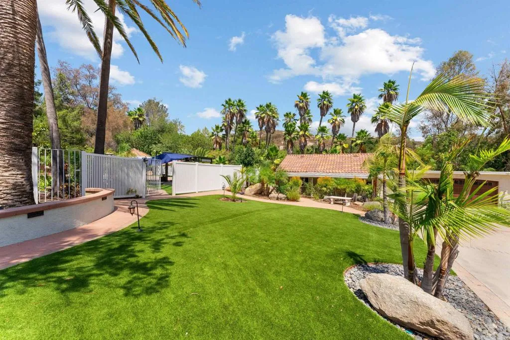 https://cdn.realtyfeed.com/cdn/127/306792338/88be0b3694faa142e3d256e3a7d63418.webp