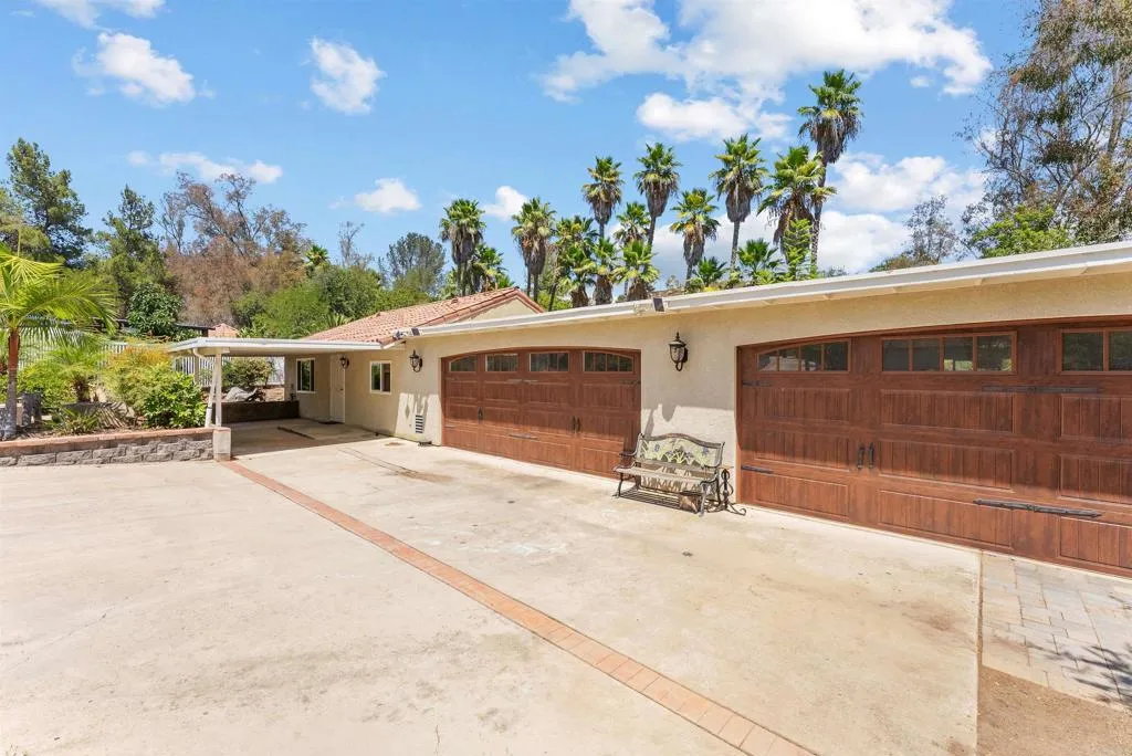 https://cdn.realtyfeed.com/cdn/127/306792338/ac7dbdb201e3c9dd517559eb2d876eff.webp