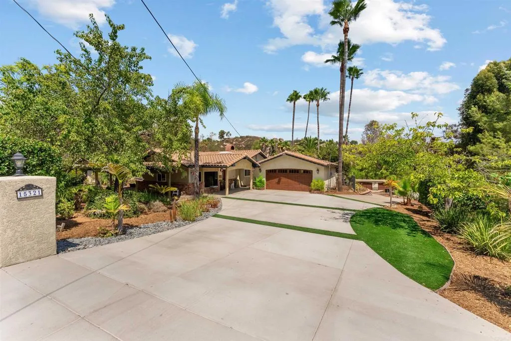https://cdn.realtyfeed.com/cdn/127/306792338/d07f64cef12b704848322a12728003e2.webp