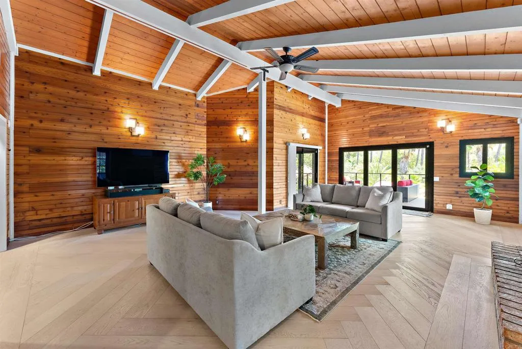 https://cdn.realtyfeed.com/cdn/127/306792338/f00072816b0d4e05ea3067416ac09d65.webp
