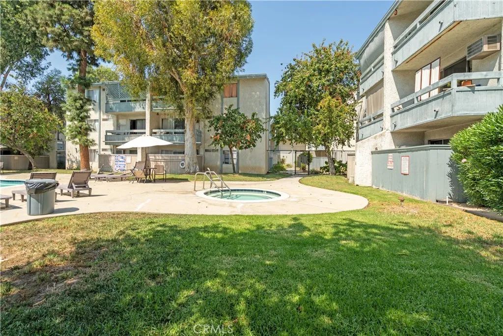 Los Angeles, CA 91304