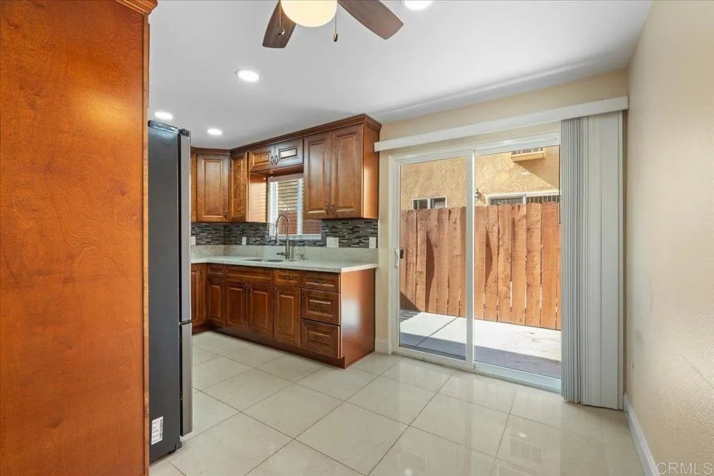 https://cdn.realtyfeed.com/cdn/127/306792357/8d4e551ff35a7e6c6ef55fb8ee24e7a2.webp
