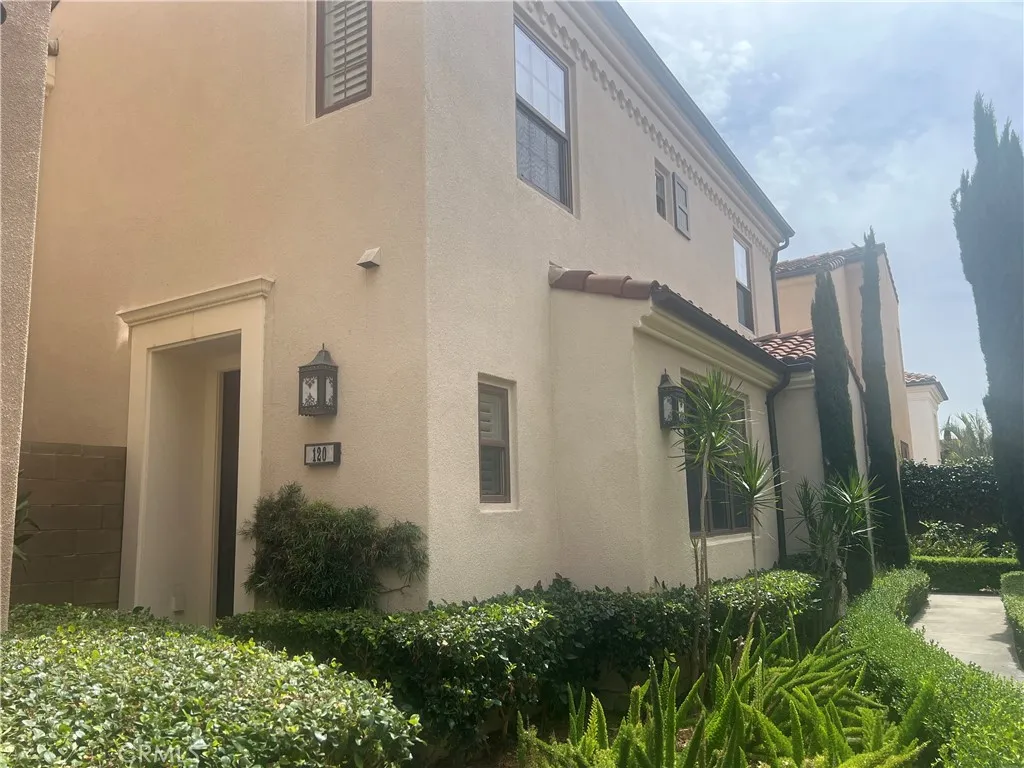 Irvine, CA 92620