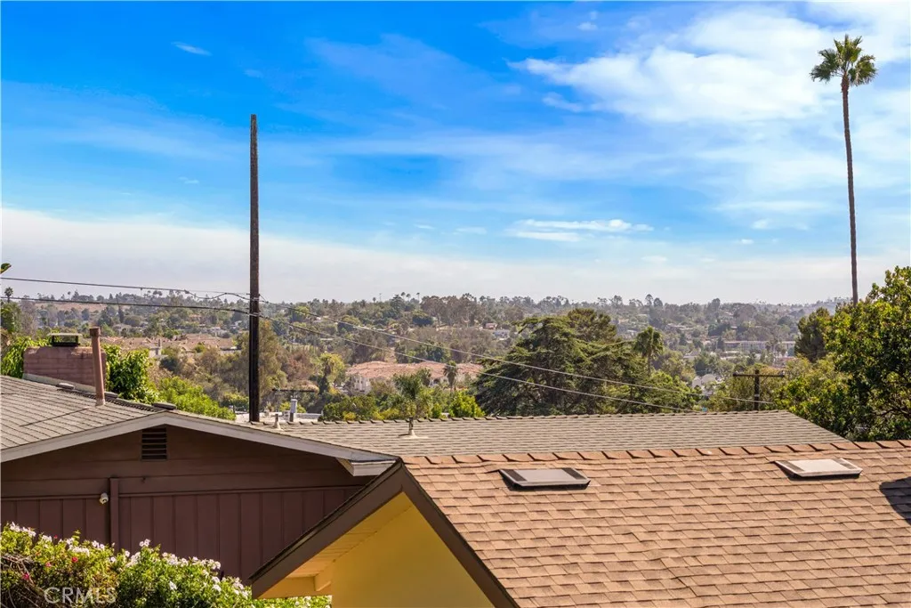 https://cdn.realtyfeed.com/cdn/127/306792416/5358cc59c313a79bde2eba03b37b2c08.webp