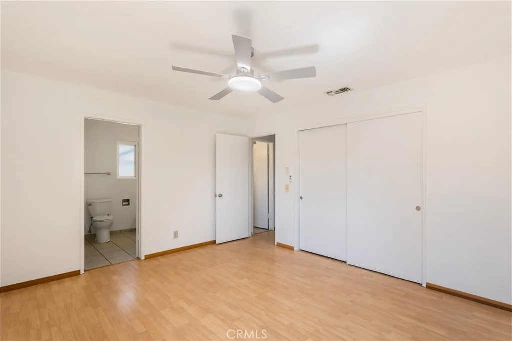 https://cdn.realtyfeed.com/cdn/127/306792416/87f4188bfed2ada4b1416d1798cf9104.webp