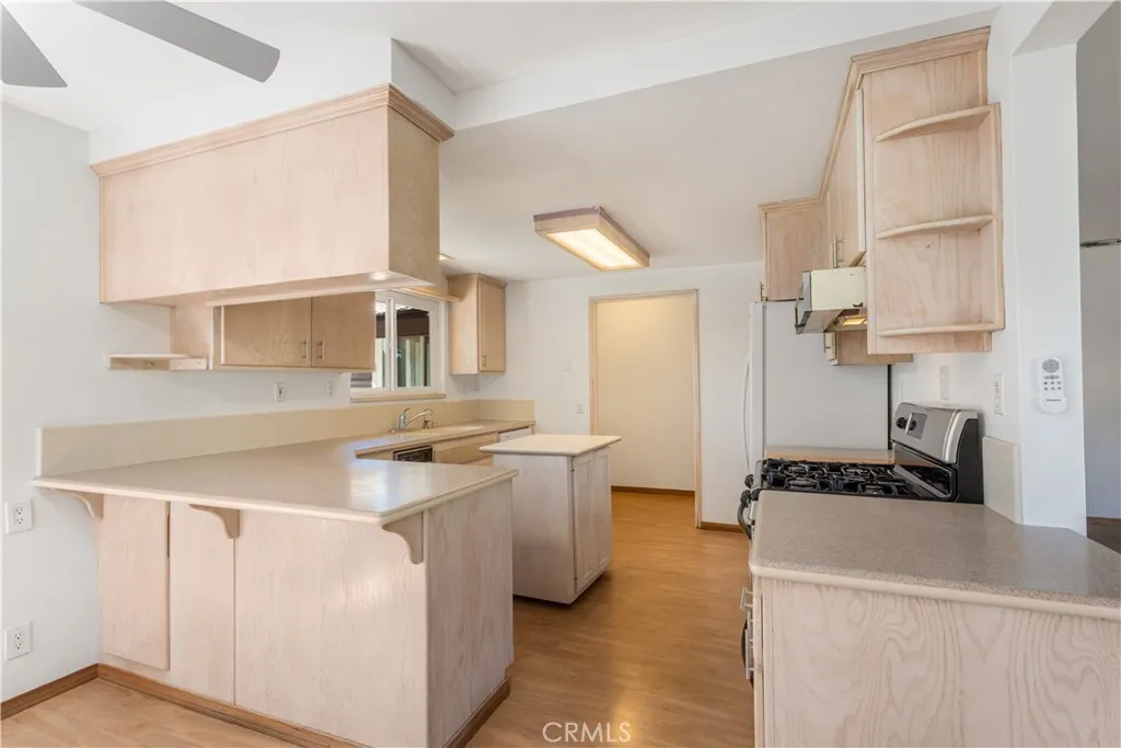 https://cdn.realtyfeed.com/cdn/127/306792416/97969965a75c8a5a59508229caa1014b.webp