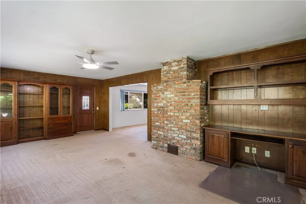 https://cdn.realtyfeed.com/cdn/127/306792416/d08a4e545dee51fab08540e5bb32d03f.webp