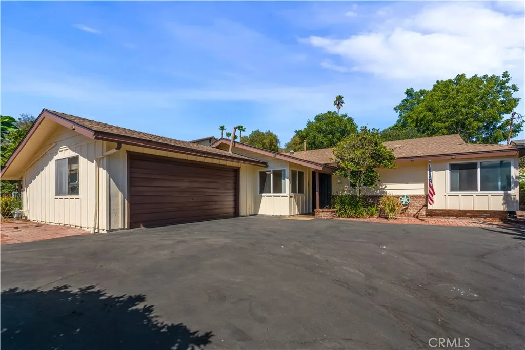 https://cdn.realtyfeed.com/cdn/127/306792416/dc45cc6884ce0926a3fbd86976d3b635.webp