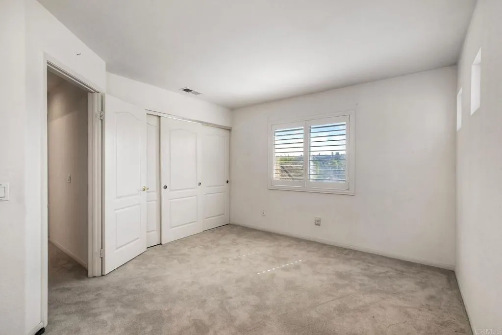 https://cdn.realtyfeed.com/cdn/127/306792418/22e91de5ef94ca7c73acce46f3a225ad.webp