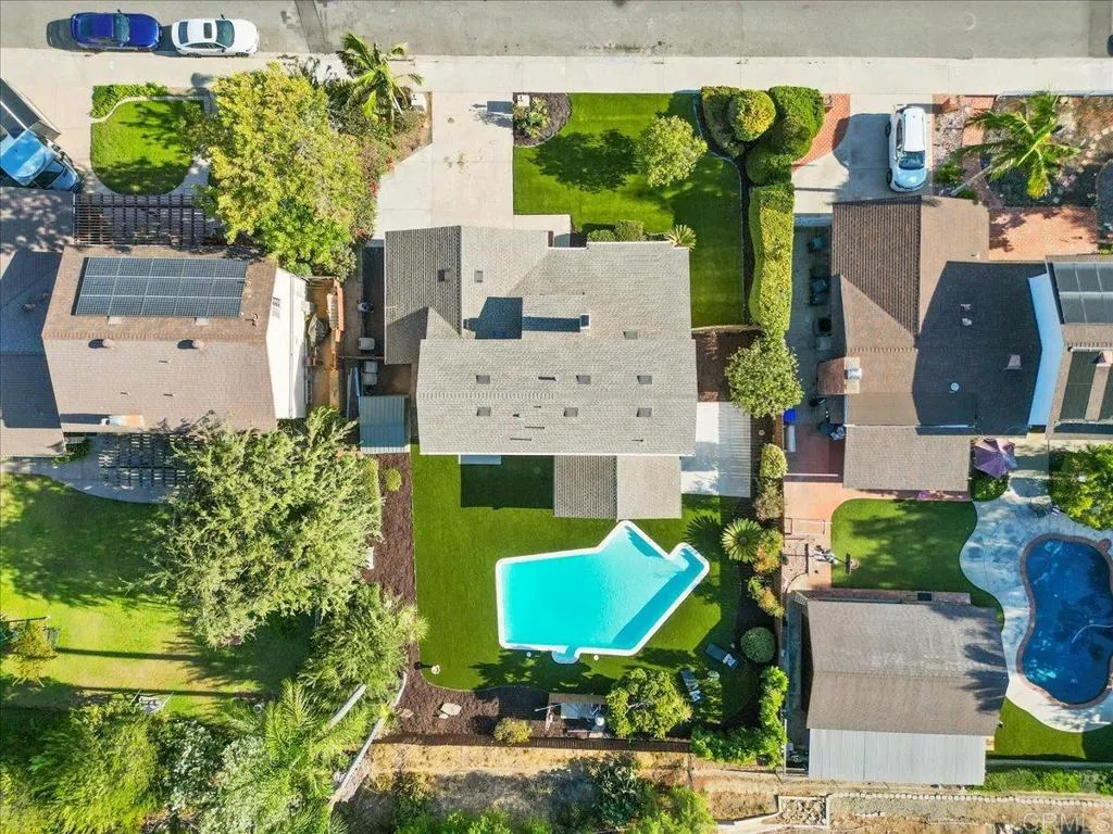 https://cdn.realtyfeed.com/cdn/127/306792441/4c069e942df88626e83299c1a27456c8.webp