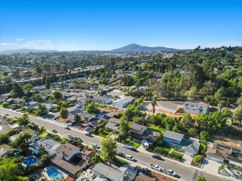 https://cdn.realtyfeed.com/cdn/127/306792441/66390dbd334a32bb4b8b1716c829f9c2.webp