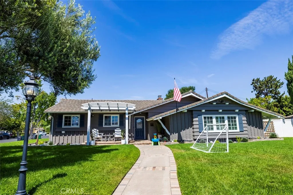 Santa Ana, CA 92705