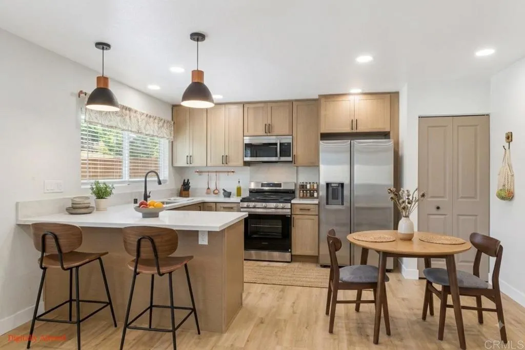 https://cdn.realtyfeed.com/cdn/127/306792479/06837b4cb83b39336f4aa70ed1708f39.webp