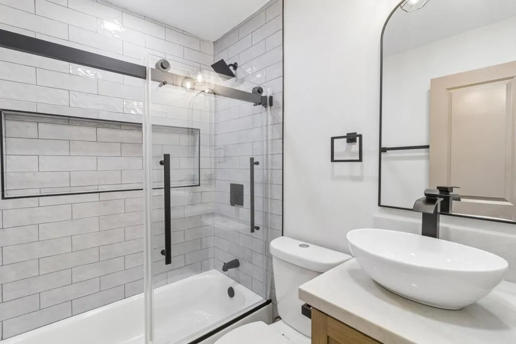 https://cdn.realtyfeed.com/cdn/127/306792479/6874bd64f693b79b44b68cabe283af45.webp