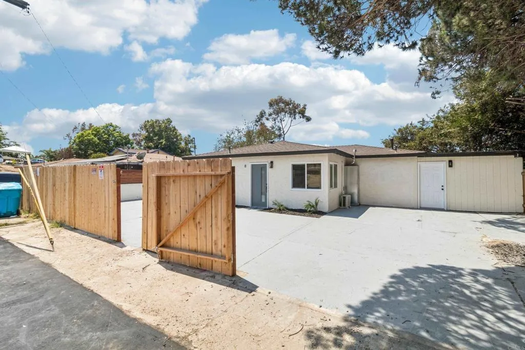 https://cdn.realtyfeed.com/cdn/127/306792479/8205c935e3ad69294d15837beb9d8bd4.webp