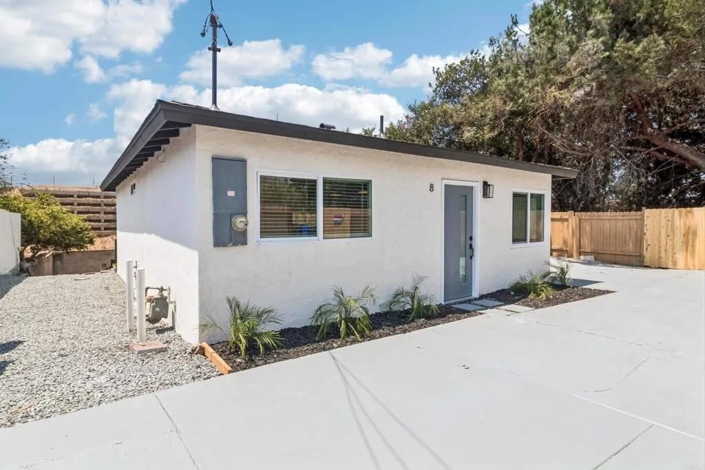 https://cdn.realtyfeed.com/cdn/127/306792479/b9664ab66ea5e780ade411a97e393423.webp