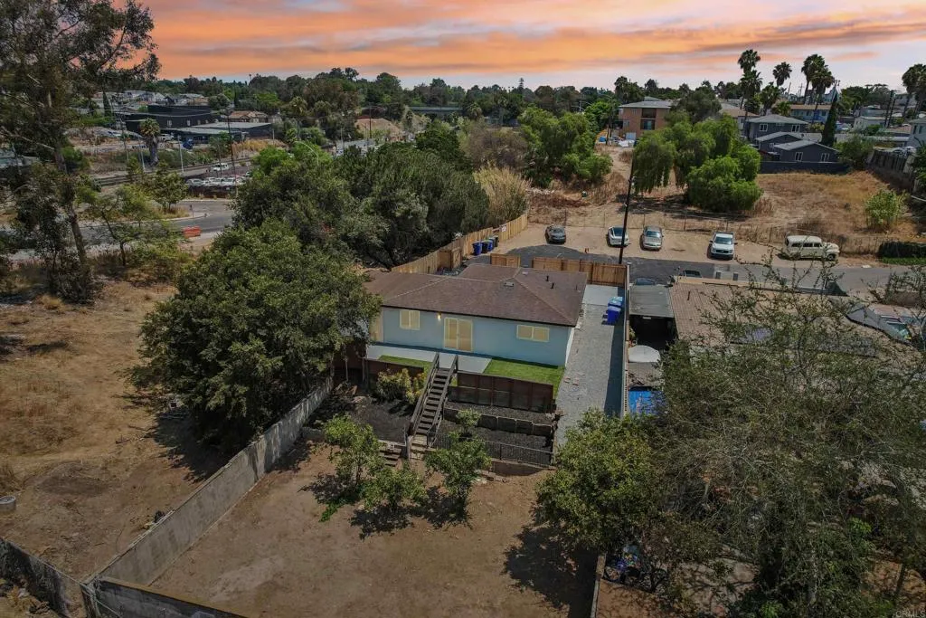 https://cdn.realtyfeed.com/cdn/127/306792479/ba25fe2fc14d63e53810a07dfac85e5c.webp
