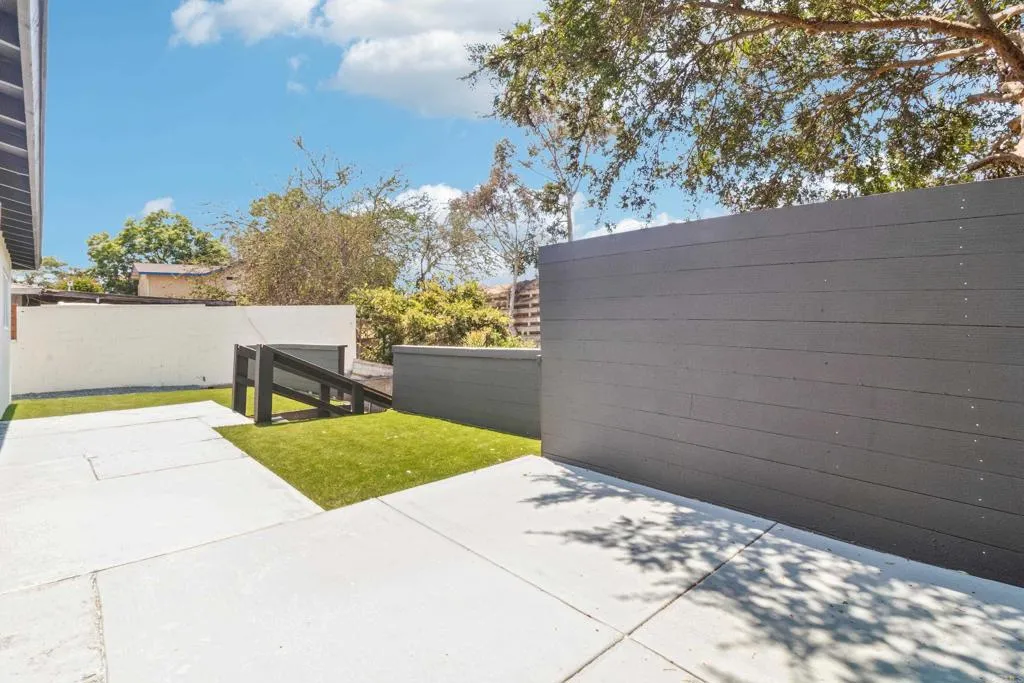 https://cdn.realtyfeed.com/cdn/127/306792479/be1d482dcc994951b7a8aa799ea53bc9.webp