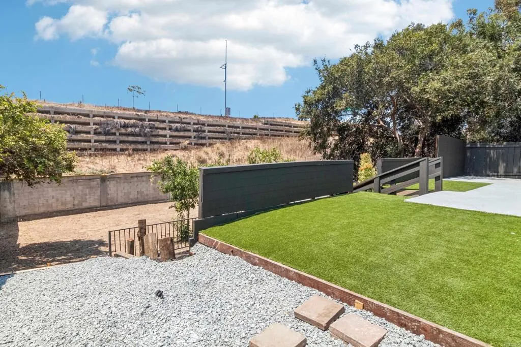 https://cdn.realtyfeed.com/cdn/127/306792479/c7adbd3708e98fbe2664fdee074c0b2b.webp