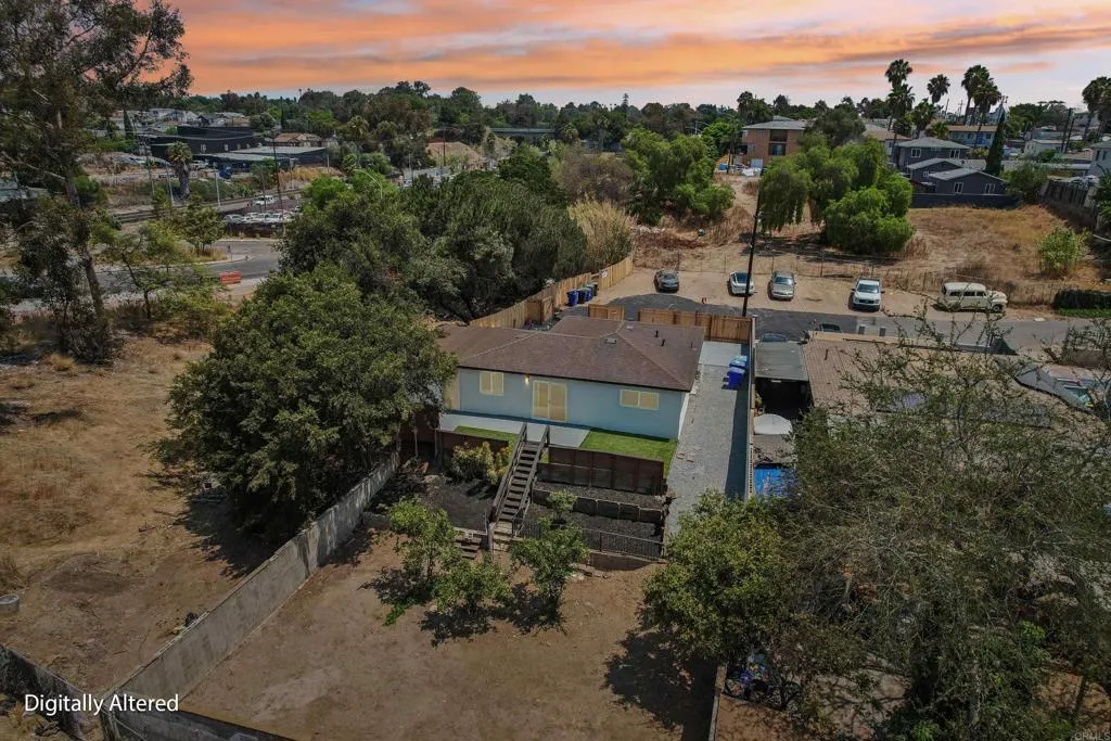 https://cdn.realtyfeed.com/cdn/127/306792479/ffbef71f87728ac8ef9492c30c56fdec.webp