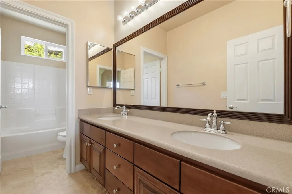 https://cdn.realtyfeed.com/cdn/127/306792495/3d09b5a1786a09d588a15c7772d611ca.webp
