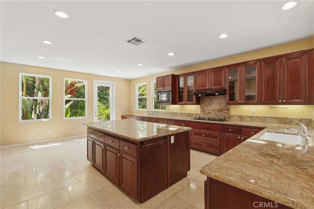 https://cdn.realtyfeed.com/cdn/127/306792495/b5c78c1774477f6797b6f30c0bd21bdd.webp