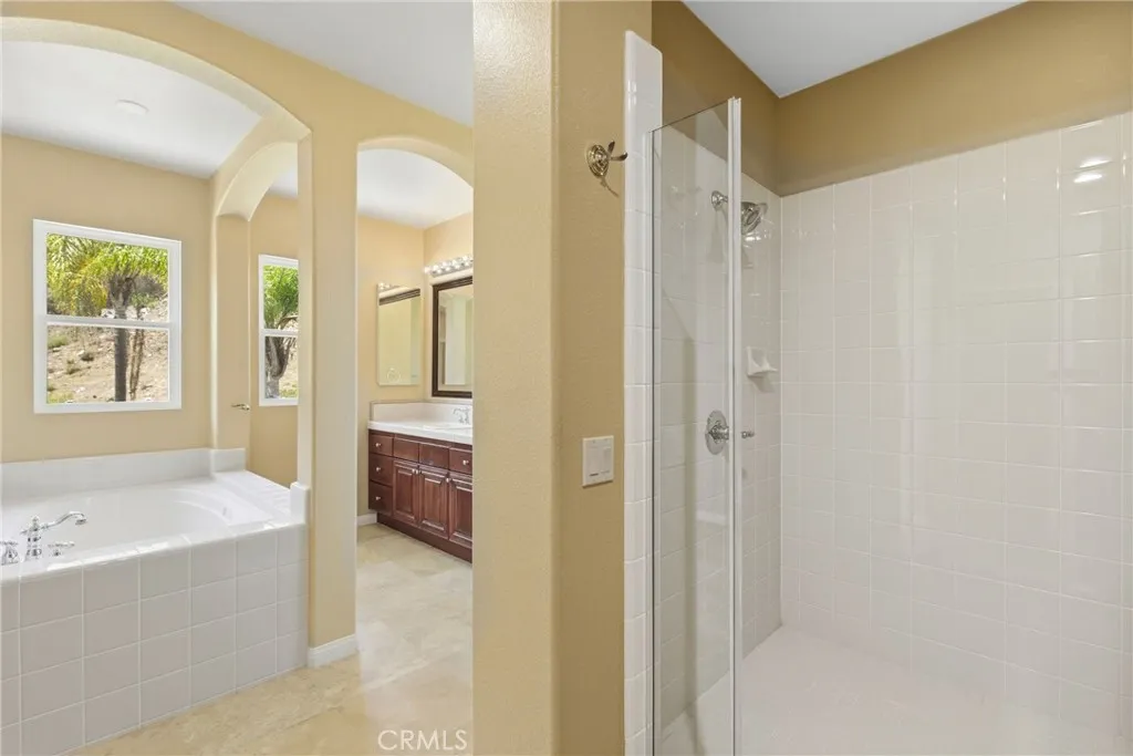 https://cdn.realtyfeed.com/cdn/127/306792495/b69cf4adbc7ae1af5a6828a46b51bed5.webp