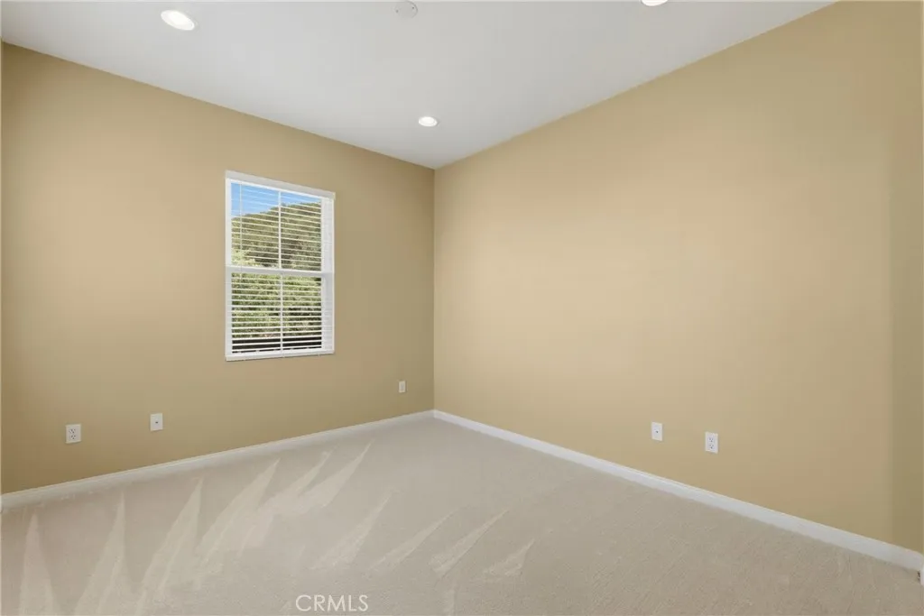 https://cdn.realtyfeed.com/cdn/127/306792495/dc31f52a57e7aad5a010c5617b58e648.webp