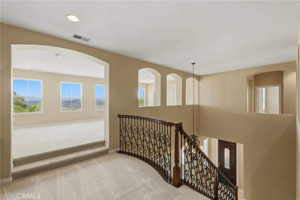 https://cdn.realtyfeed.com/cdn/127/306792495/dfcc3ec44d68cc7b59e4d29bd3ac8365.webp