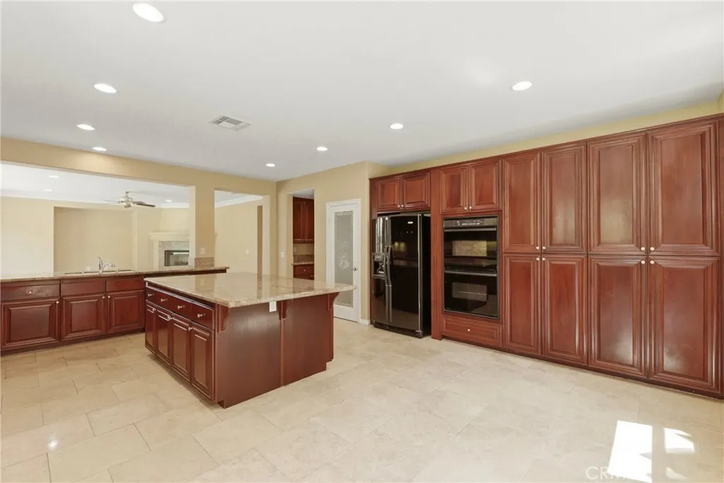 https://cdn.realtyfeed.com/cdn/127/306792495/fe738c1e07f8ec6dac94cc0230d59868.webp