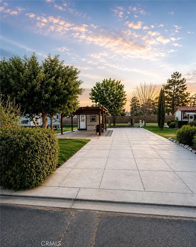 Apple Valley, CA 92308