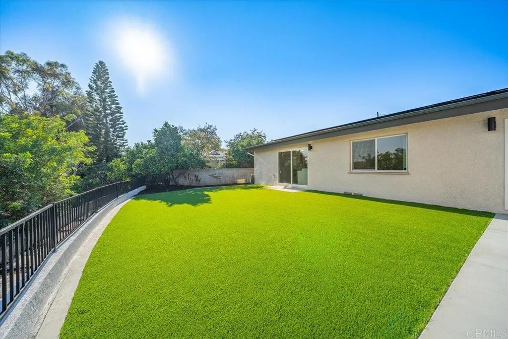 https://cdn.realtyfeed.com/cdn/127/306792540/214574a95068e0f467998763bbcc8ec2.webp
