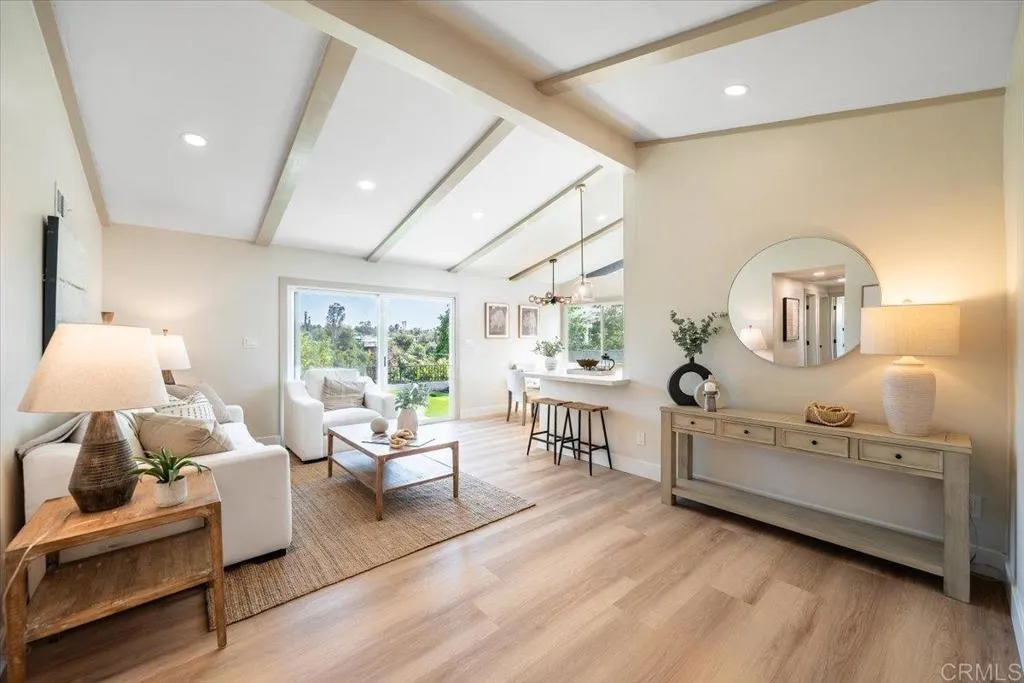 https://cdn.realtyfeed.com/cdn/127/306792540/2463d1007ce2f69dff012382207004eb.webp
