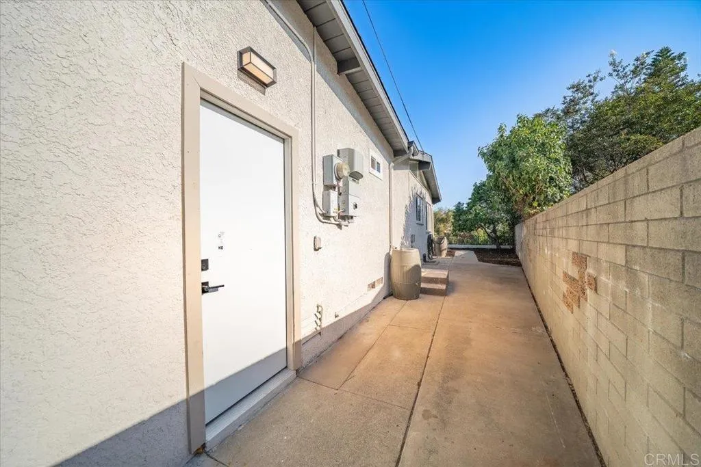 https://cdn.realtyfeed.com/cdn/127/306792540/432902da1e45ebcfe8c1d9c869bcf13e.webp