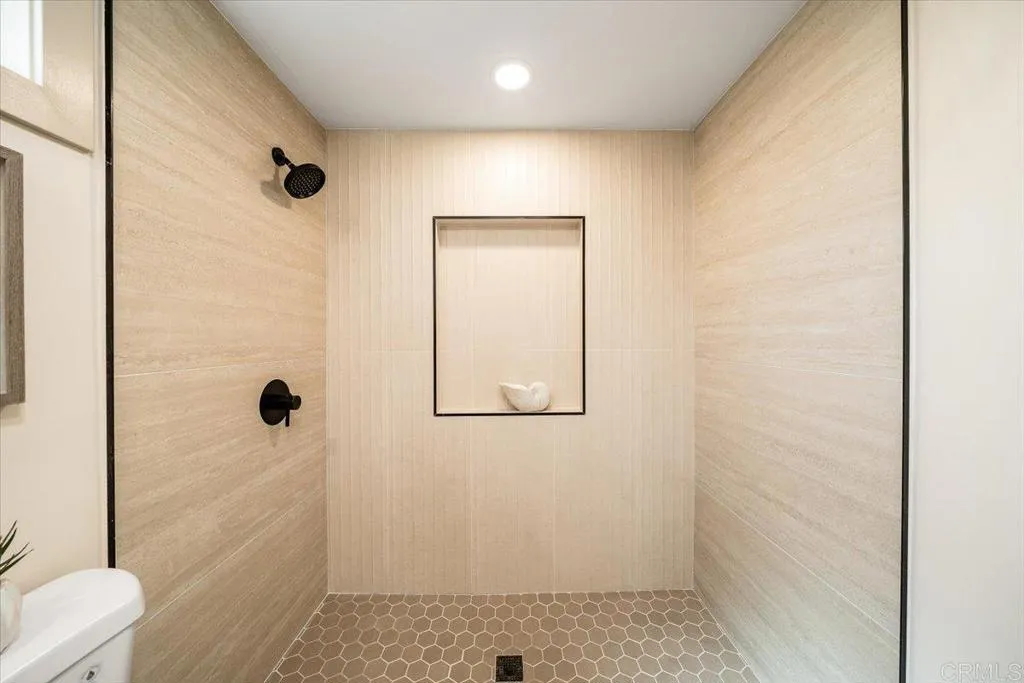 https://cdn.realtyfeed.com/cdn/127/306792540/4ac2949820d2a885b3f82b7721e12f33.webp